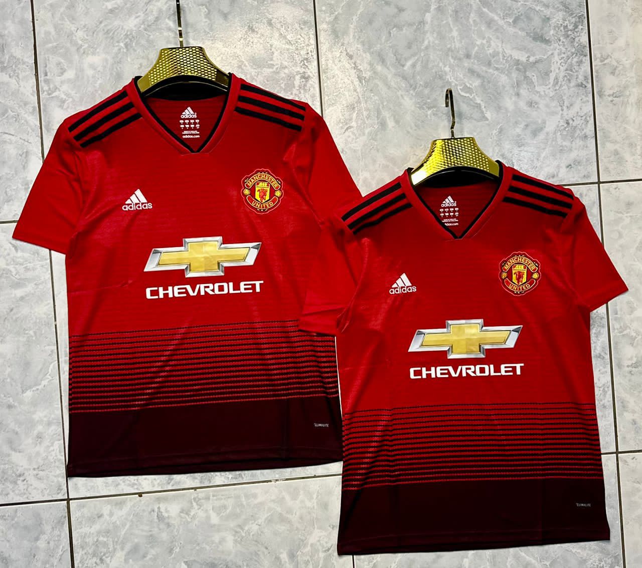 UNIQUE!! CLASSIC!! Original Good Quality Authentic Manchester United 2018 2019 adidas Home Kit/Jersey.