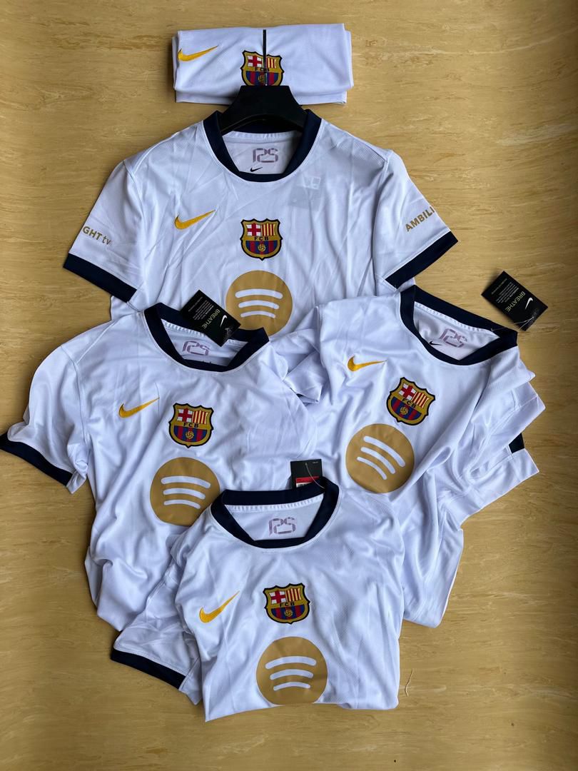 Outstanding Classic Good Quality Authentic Barcelona White Special Limited Edition Shirt/Jersey.