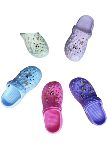 Trending Garden Clog Shoe Beach Shower Pool Shoes.