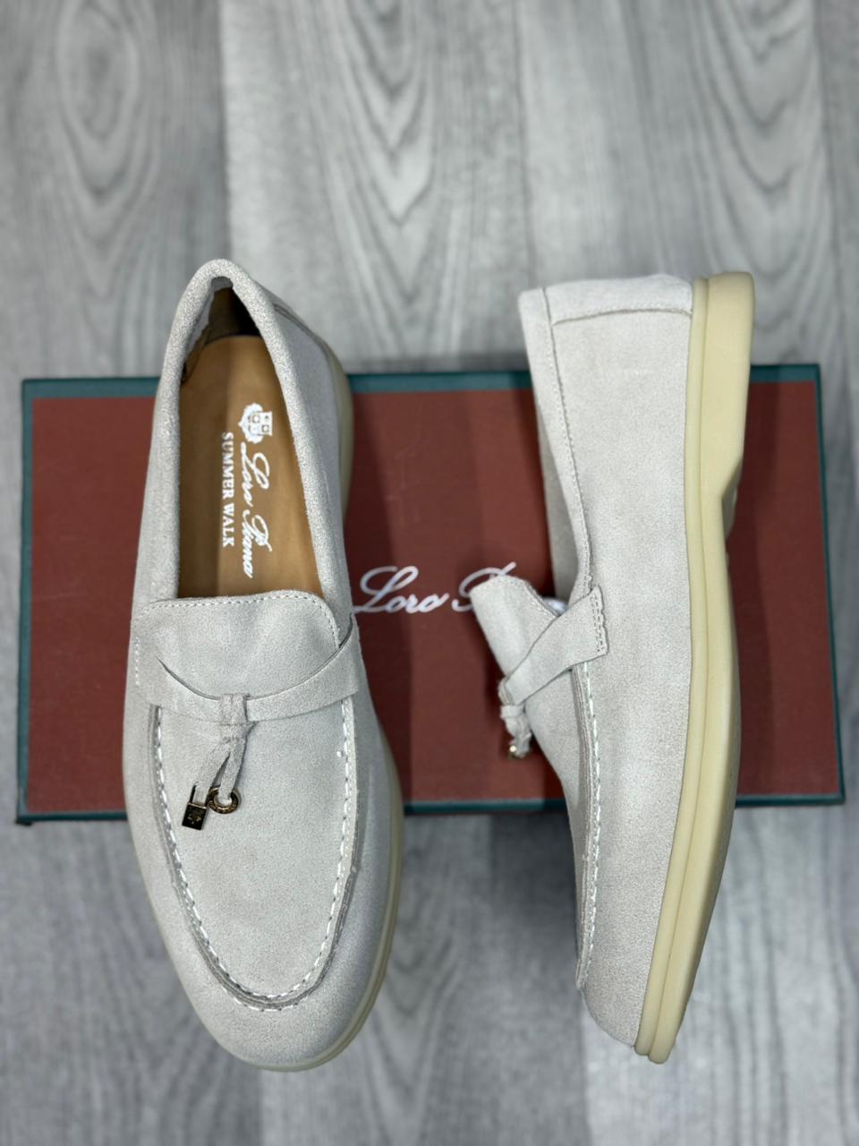 High Quality Soft Comfortable Stylish Fashionable Trendy loafers in suede.