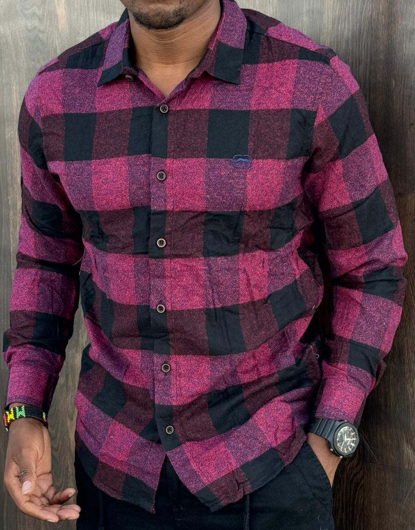 High Quality Trendy Official men's long-sleeve Cotton button-down shirt.