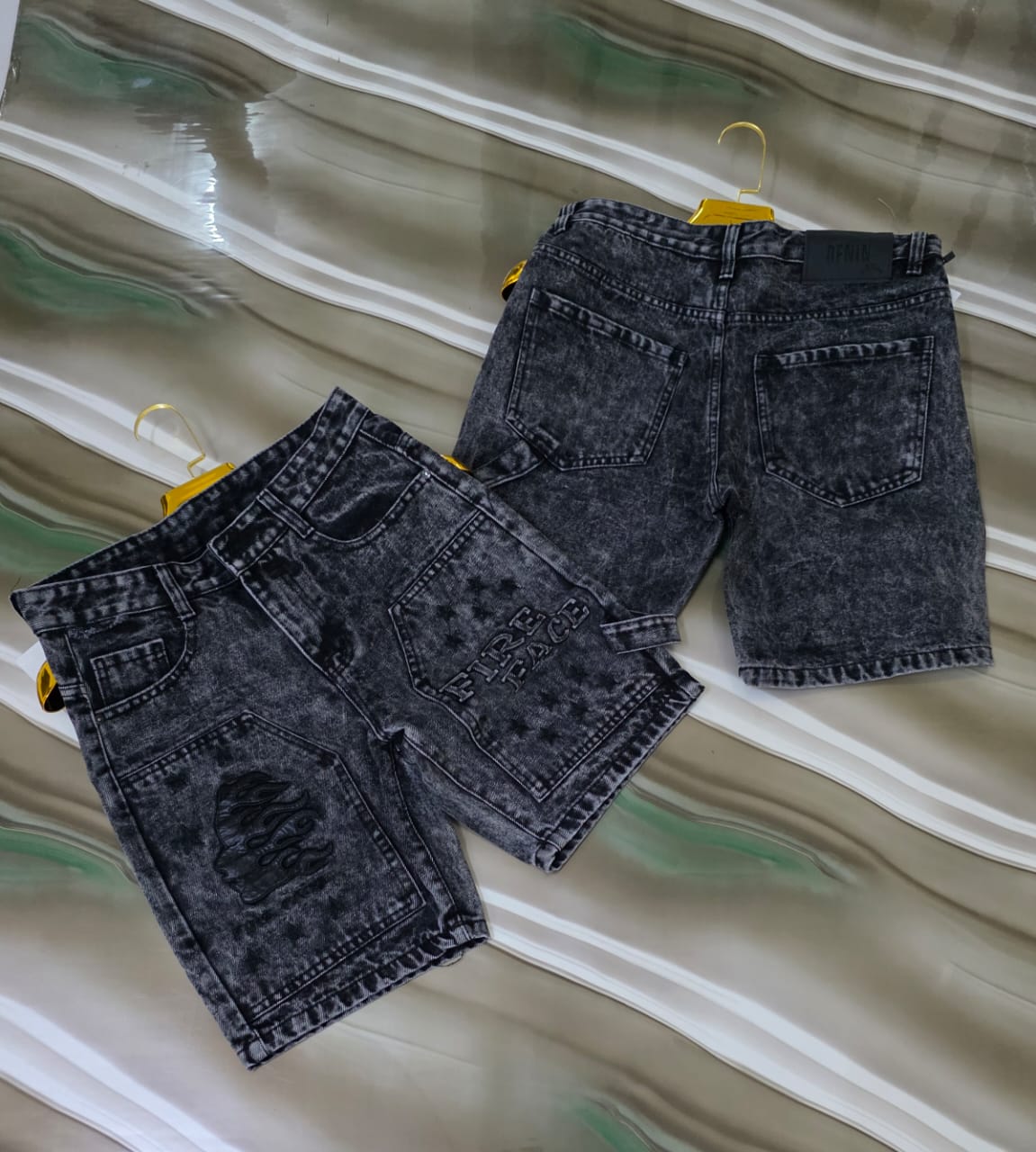 Excellent Quality Trendy Fashionable men's denim shorts.