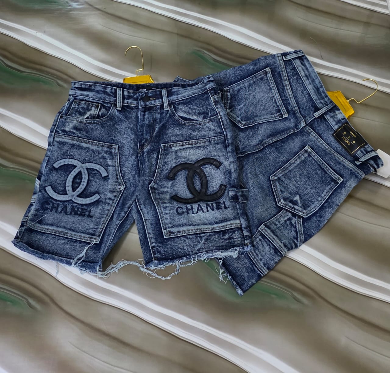 Excellent Quality Trendy Fashionable men's denim shorts.