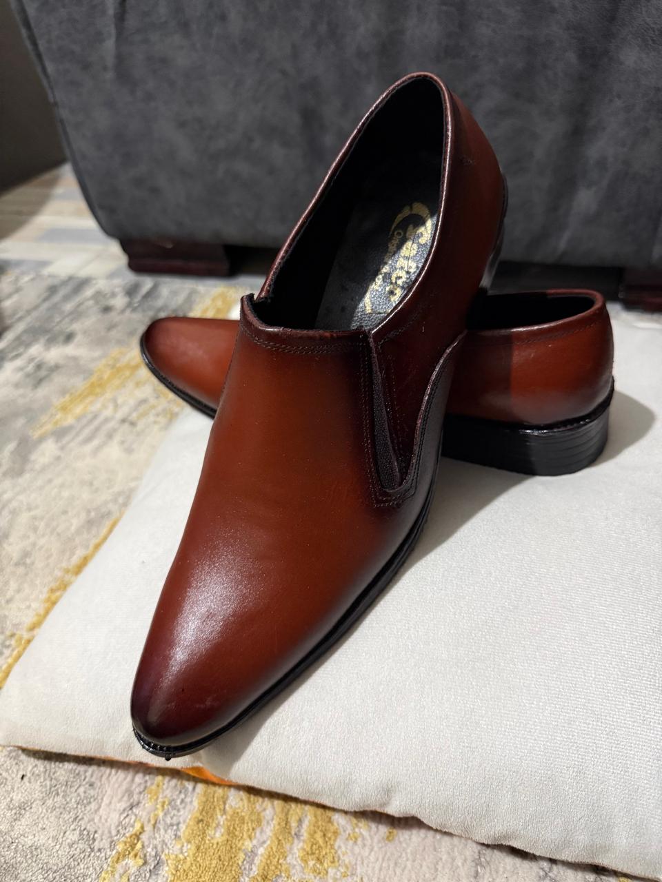 CALTO Men's Invisible Height Increasing Elevator Shoes in brown leather,