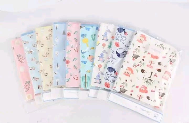 Washable double sided mackintoshMothers are always worried about their baby getting wet bed and messing while changing nappy/diaper. This changing mat will deal with this problem! Adopting soft fabric