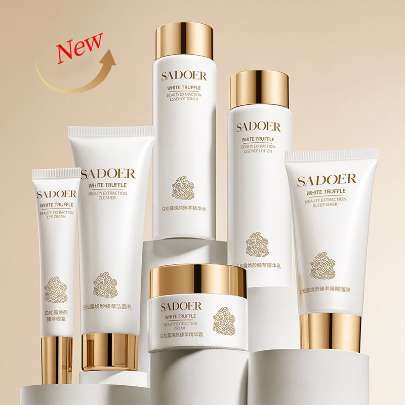 6-Piece Set Skin Care Set Facial Cleanser + Toner + Essence + Face Serum + Moisturizer + Eye Cream To Repair Delicate Skin Control Oil Women's SkinCare Face Care Creams Moisturizers Plant Essence 
﻿