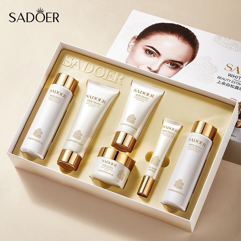 6-Piece Set Skin Care Set Facial Cleanser + Toner + Essence + Face Serum + Moisturizer + Eye Cream To Repair Delicate Skin Control Oil Women's SkinCare Face Care Creams Moisturizers Plant Essence 
﻿
