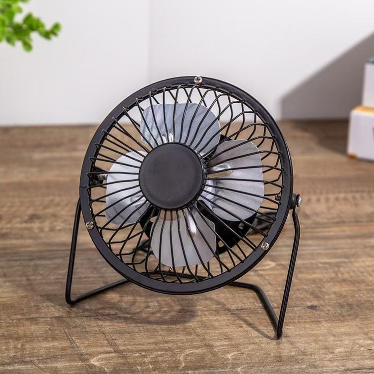 6 Inch Portable USB consumption small fan metal table fan 360° rotation mini fans desktop bass electric fandissipate heat Cooler Cooling Fan for students office workers for PC / Notebook Air cooled