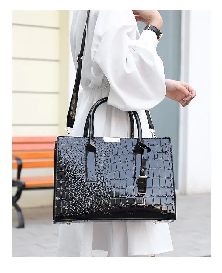 New Quality Fashion Ladies Shoulder Bags Women Handbags Tote Bag Crocodile-patterned PU leather Ladies Handbag Ladies Bags Sling Bags Hand Bags Slingbags Large Capacity Durable Classic Fashion Luxury