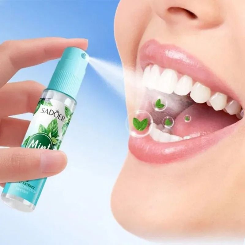 Breath Freshener Spray Fruit Flavor Mouth Freshener Remover Bad Breath Spray Female Male Portable Breath Kissing Mouth Spray Cleaning Spray Freshening Mouth Smell Removing Care Mint/Peach Flavour -