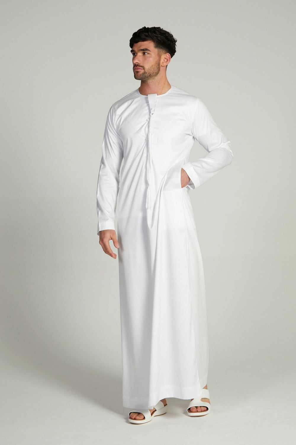 Limited Time Offer! Premium Emirati Thobe/Kanzu – Elegant White  Kanzu Attire for Men