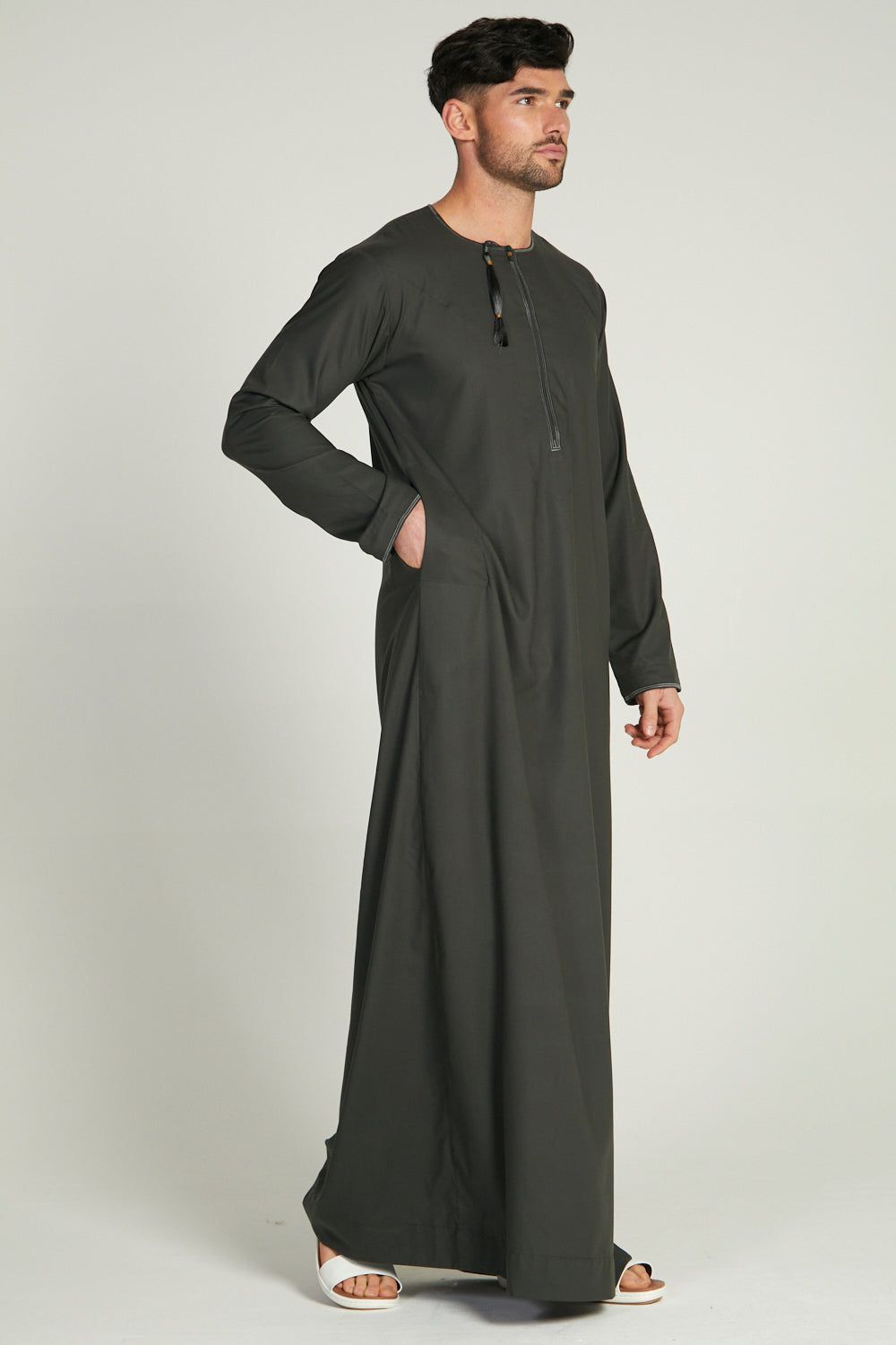 Premium Omani Thobe/kanzu