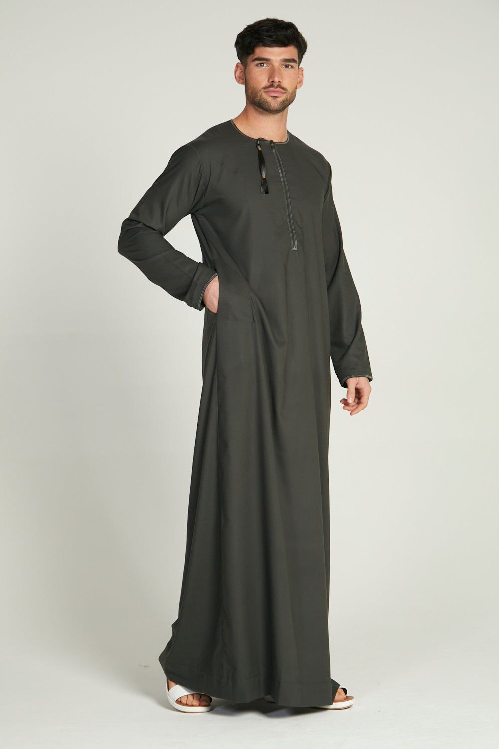 Premium Omani Thobe/kanzu