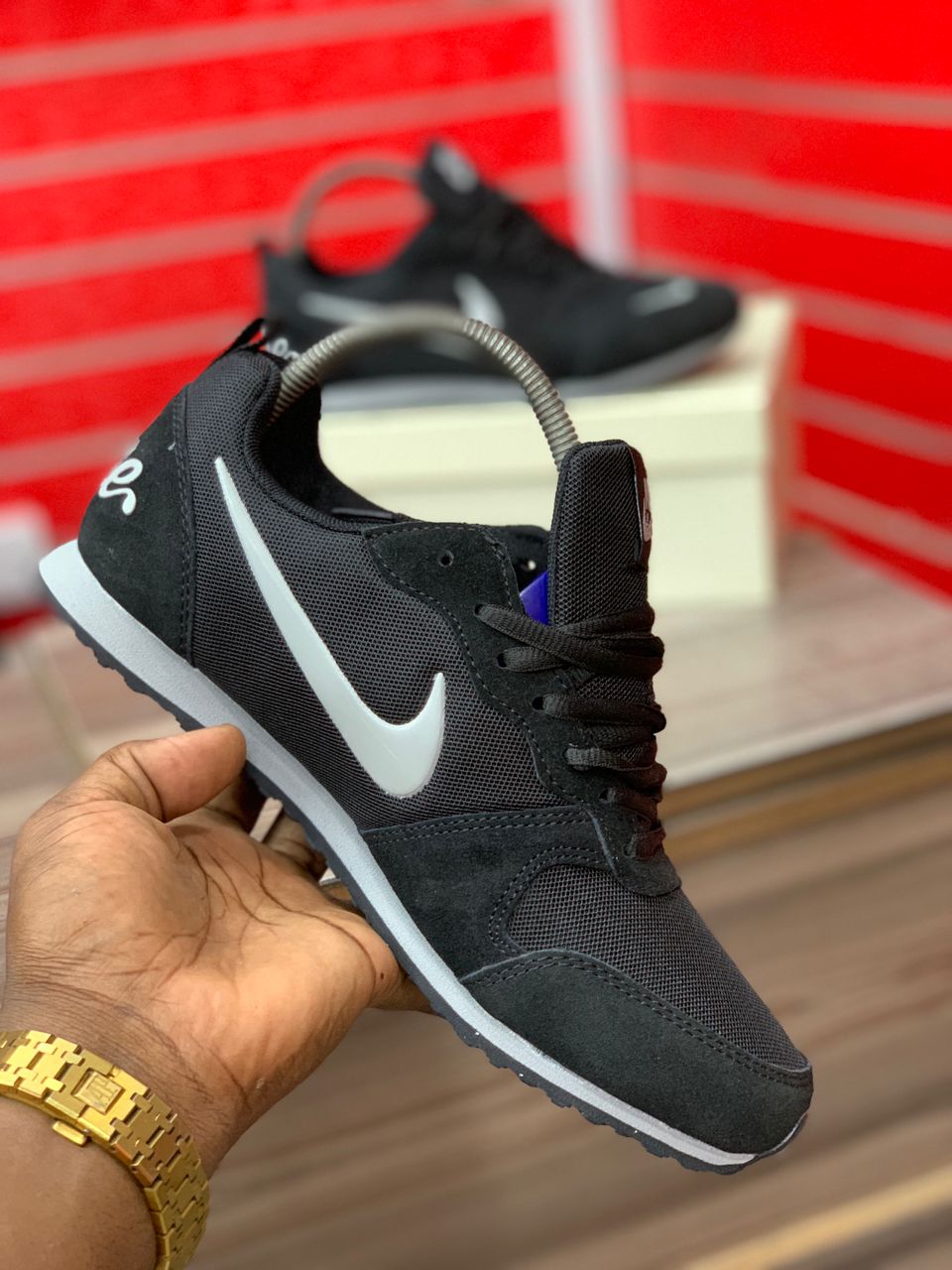 Men's casual sports shoes boys shoes breathable soft soled shoes women's running shoes students fashion sneakers teenager non-slip athletic shoes casual shoes