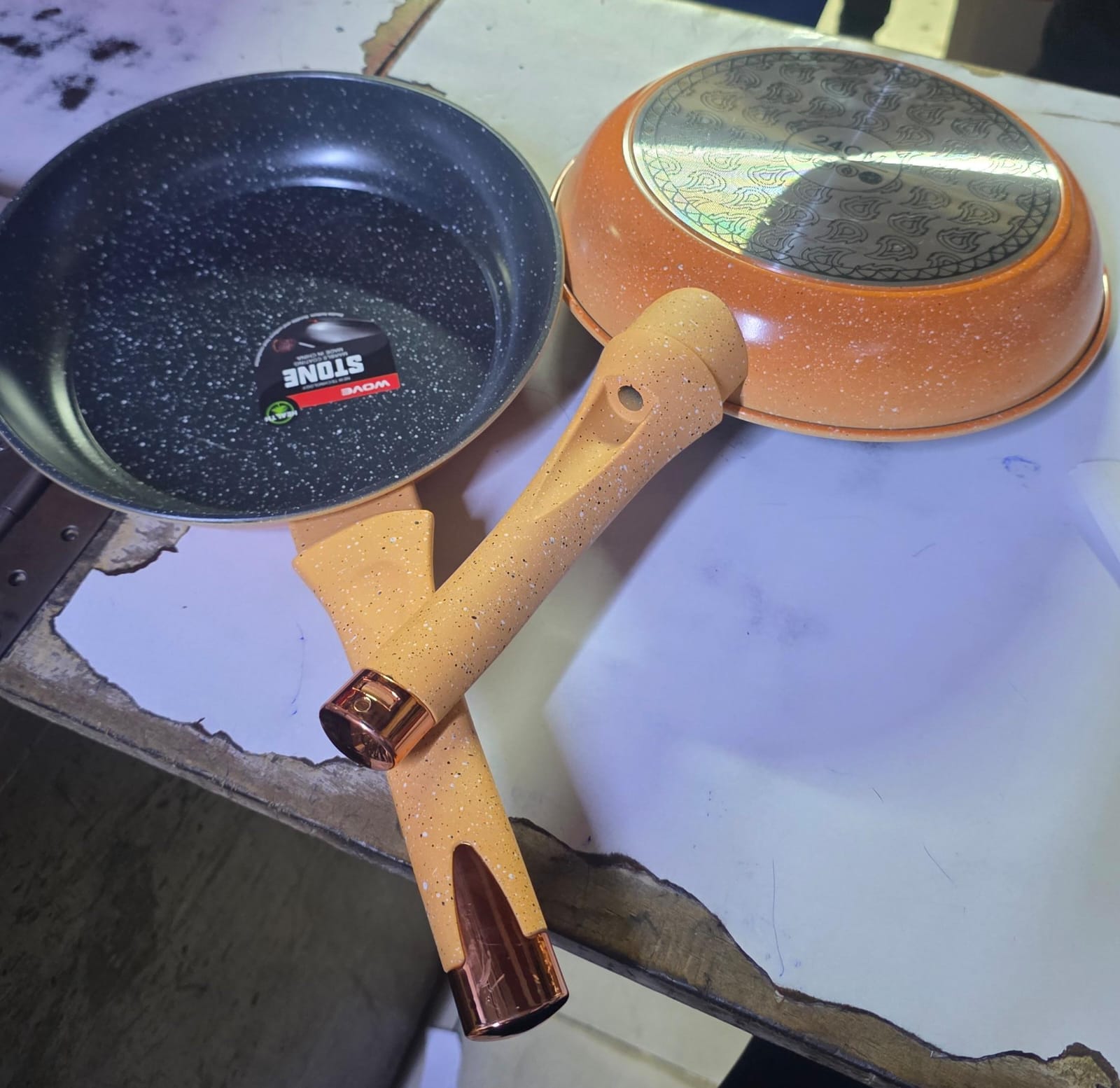 PAN. Heavy Stone pan for chapati, Easy to use, Suitable for a variety of cooking styles, Heavy Duty, Non Stick surface inside and outside, Can be used on any heat source