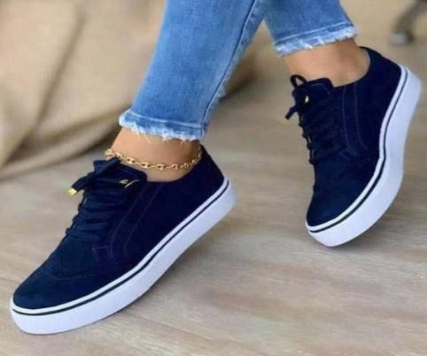 Womens Shoes. Vans