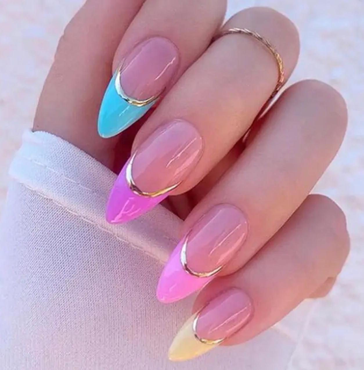 24Pcs Short Almond False Nails Press on Colourful Halo dyeing Wearable Blue Starry Sky French Fake Nails Set Manicure Nail Art