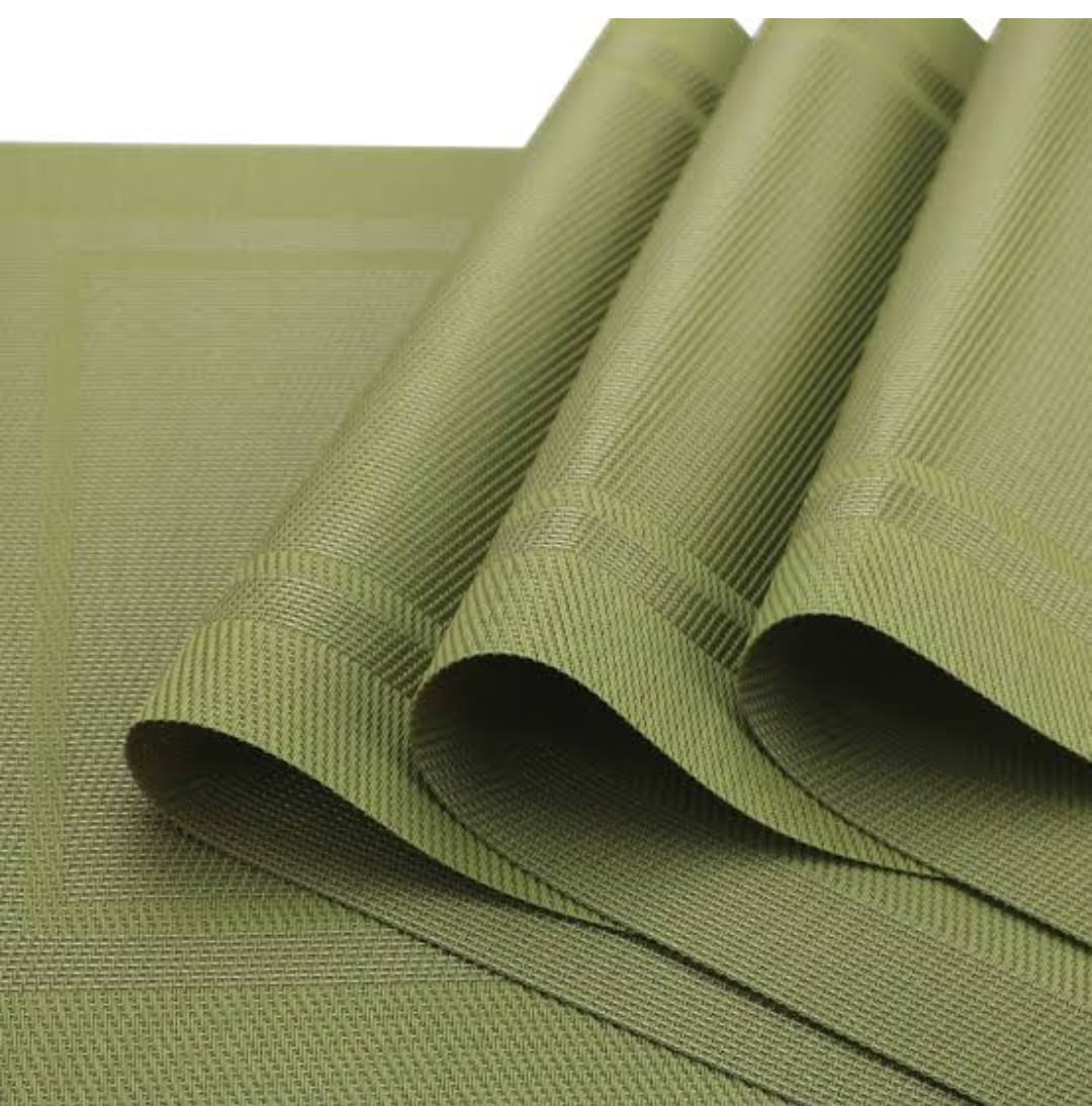 Set of 6pcs PVC Kitchen & Dining Table Mats with Decorative Lines – Durable, Easy-Clean Placemats for Practical Style and Effective Table Surface Protection