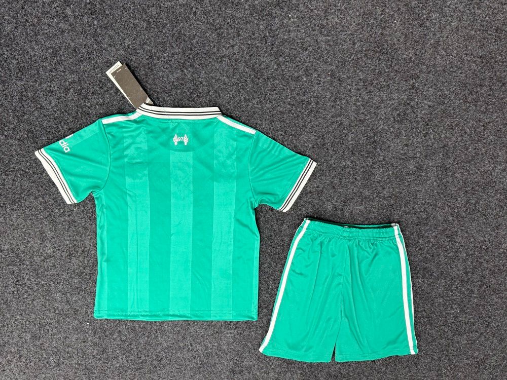 Liverpool Third Kit Jersey For Children - Boys and Girls Football Shirt                                   .