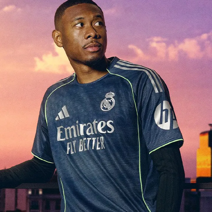 Real Madrid Away Authenic Player Version Jersey 25/26 Kit                                           .