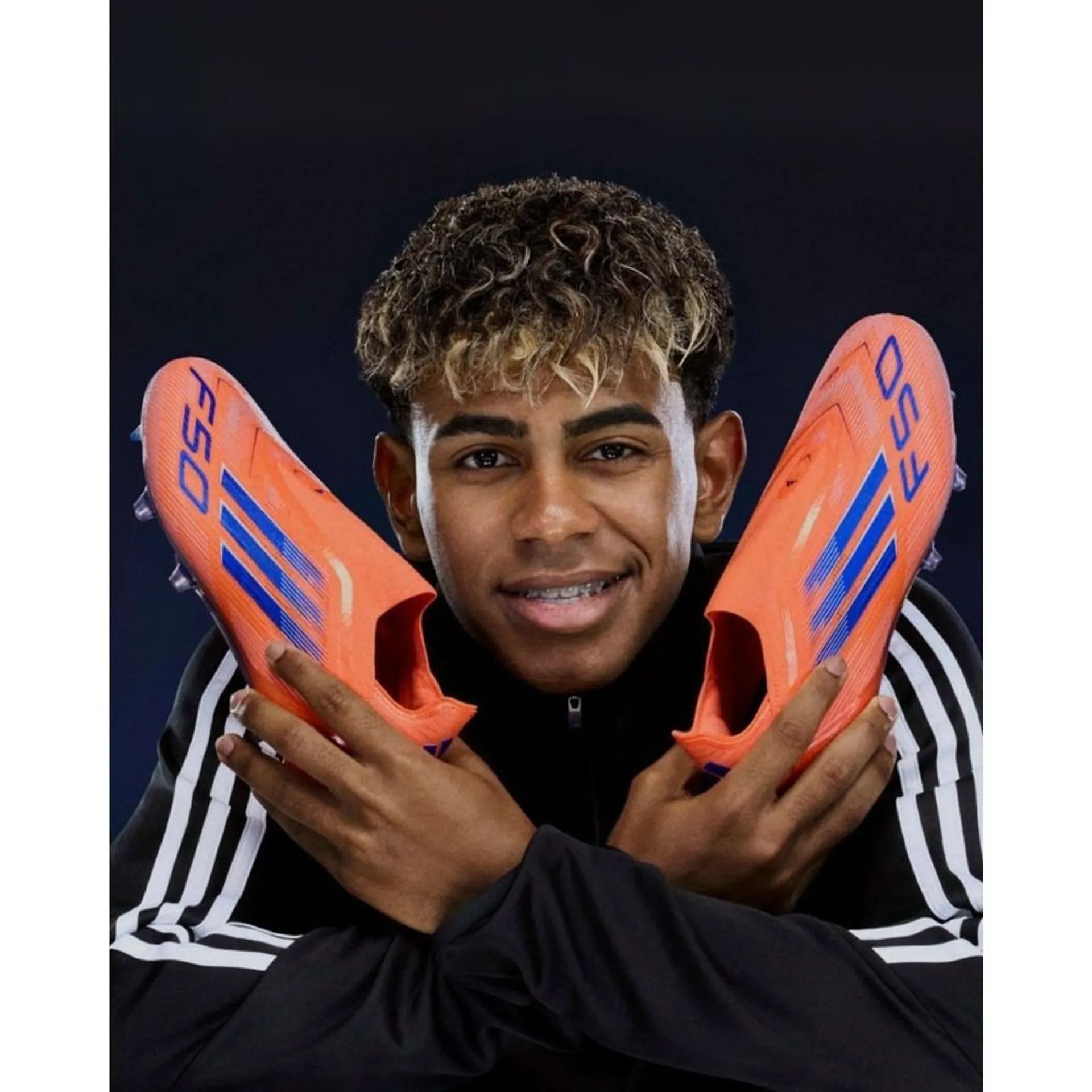 F50 Laceless  Elite Signal Coral Soccer Shoes/Football Boots- orange Firm Ground Football Cleats  ⚽👟