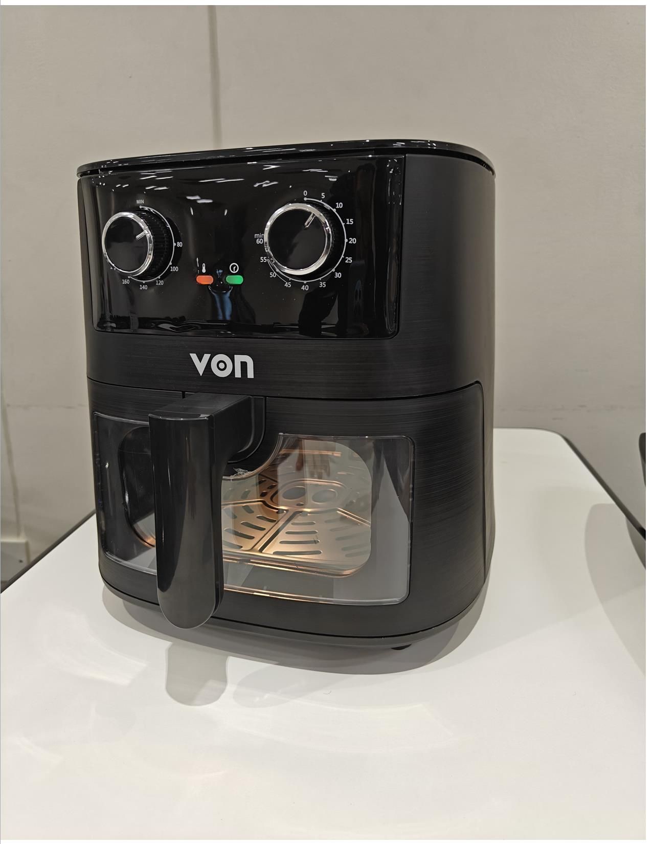 *VON AIR FRYER 6.5L 1650W Window for visual review Healthy way without oil or less than 80% fat Pan capacity 6.5L with non-stick coating 200 degrees maximum temperature Set the timer and temperature