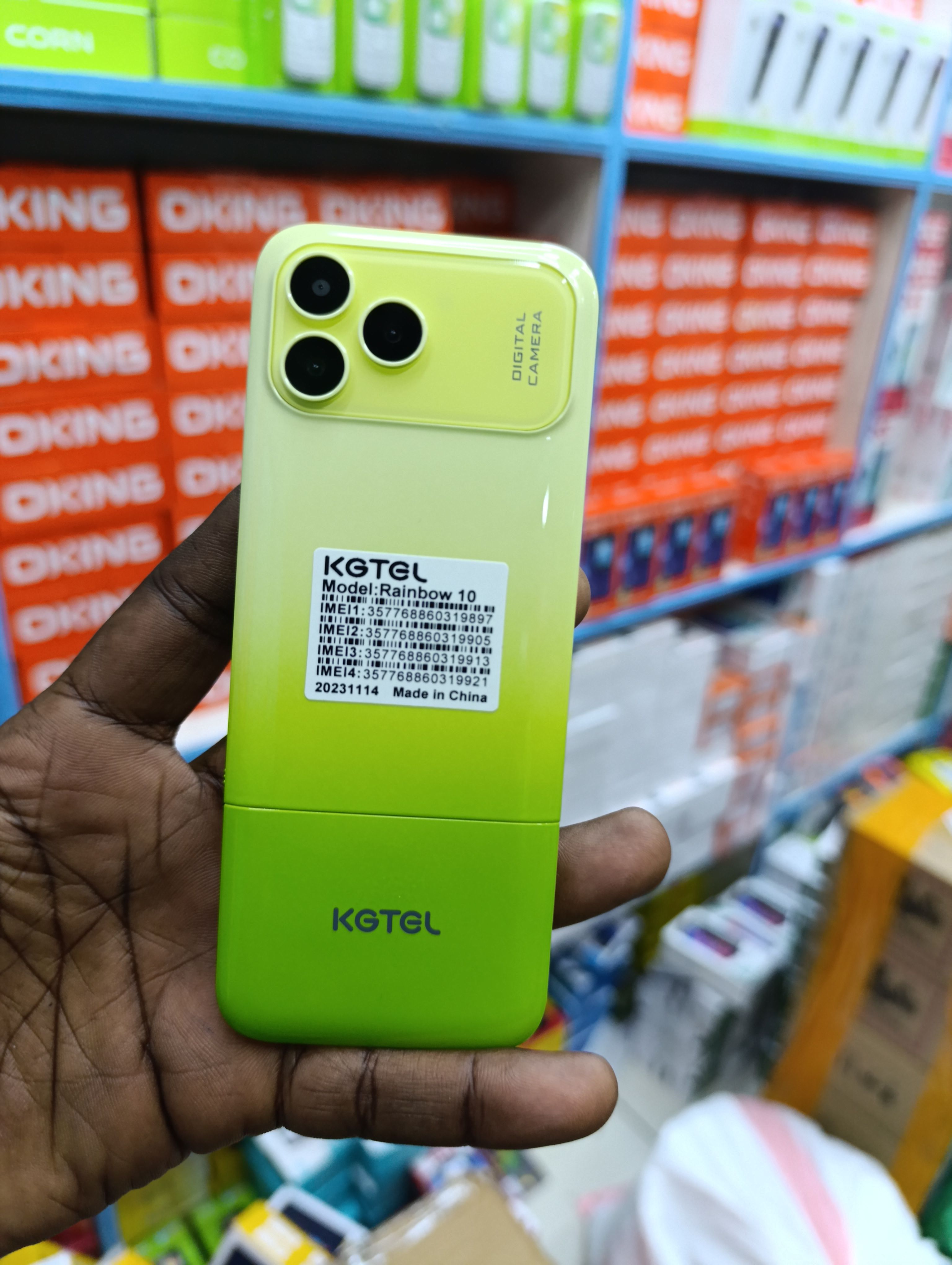 KGTEL RAINBOW 10  2500 mAh Inbuilt Battery 64MB Storage 2.8 inches  4 Sim cards Slim And Stylish Cell Phone