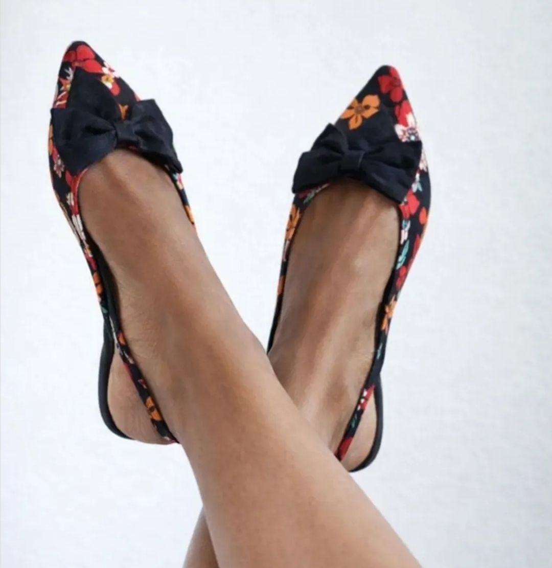 Stylish Floral Print Pointed-Toe mules