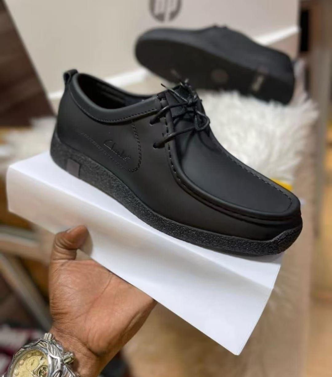Men's Smart-Casual Stitched Leather Shoes with Durable Crepe Sole