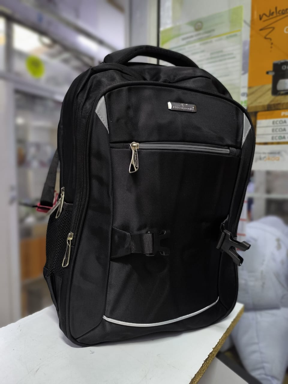 *New in* ‼️‼️ *quality large capacity backpack* .
Size : *42cm by 28cm*.
 
 *Perfect for grade 6-8/highschool students* .

 *Fit's a laptop perfectly*
 
 *Price* : *1100* 

  *Colors as posted