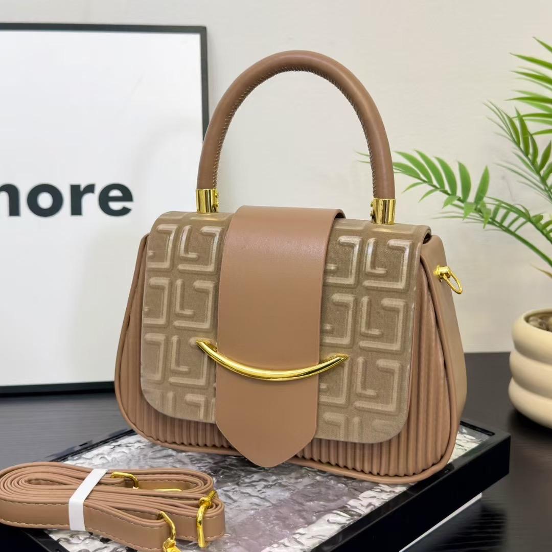 Trendy Handbags for Women in Kenya: The  world of women’s fashion in Kenya, handbags are more than just accessories—they are expressions of personal style, confidence, and sophistication