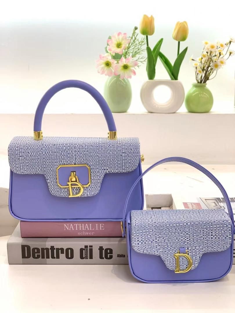 Add elegance and charm to your accessory collection with this beautiful women’s two-piece handbag set, designed for ladies who love stylish, classy, and versatile fashion
