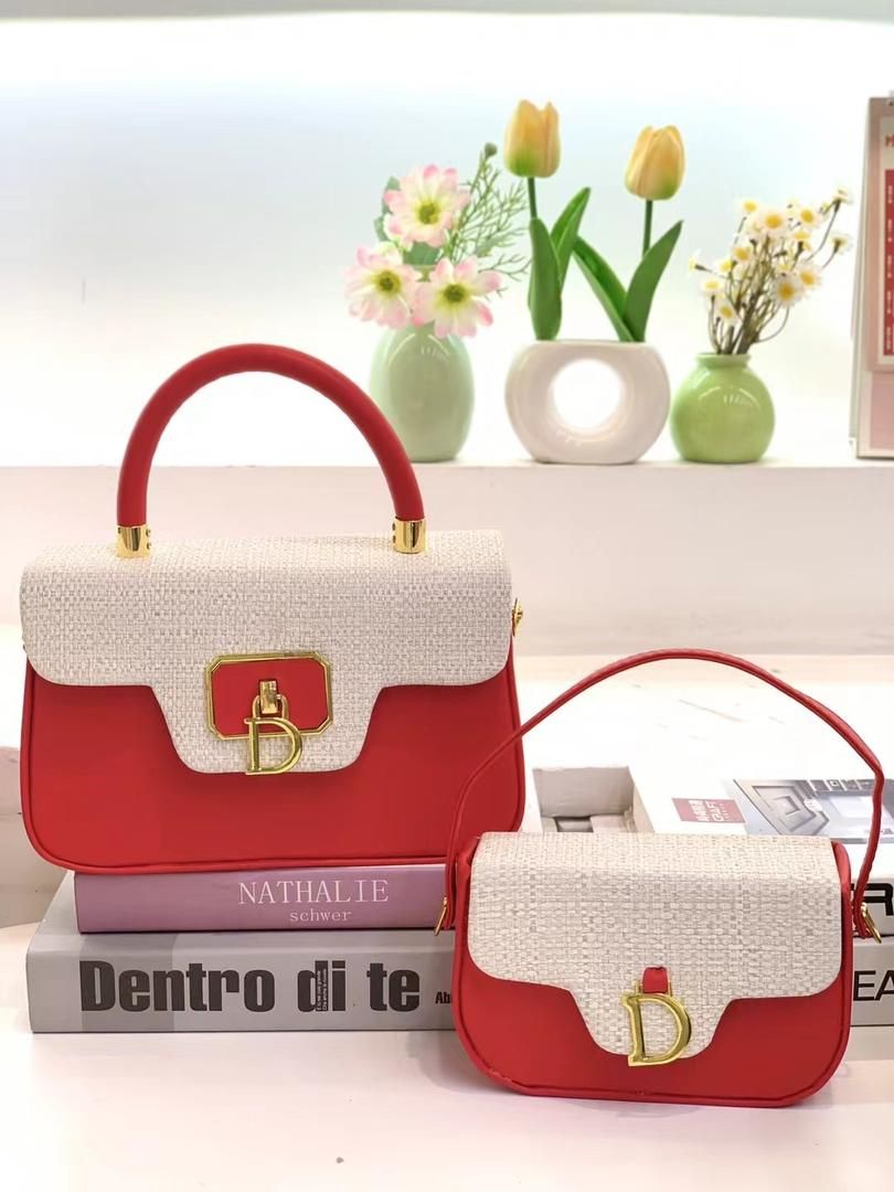 Add elegance and charm to your accessory collection with this beautiful women’s two-piece handbag set, designed for ladies who love stylish, classy, and versatile fashion