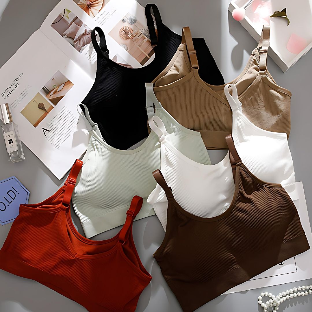 Women’s Seamless Padded Sports Bra – Soft, Stretchable Fabric with Removable Pads and Adjustable Straps – Wire-Free Comfort for Yoga, Gym, Running, Lounge & Daily Wear – Breathable Black Bra