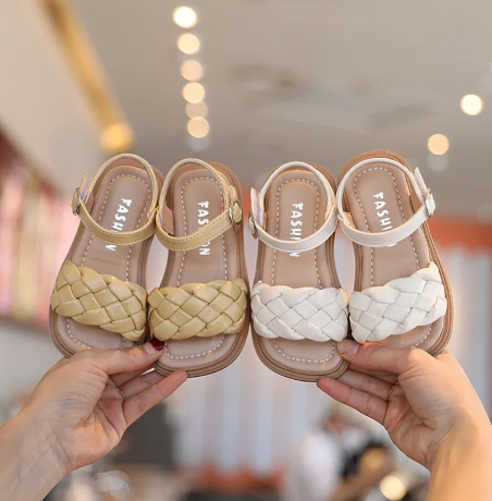 1Pair Kids Summer Toddler Flats Little Girls Fashion Beach Sandals Princess Dress Party Weave Soft Sole Baby Toddler Shoes