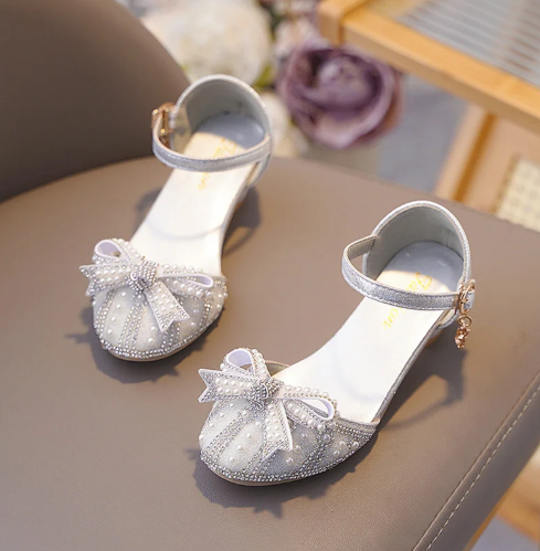 1Pair Baby Girls Princess Shoes Elegant Kids Beaded Sandals Comfortable Stiletto Crystal Catwalk Fashion Spring/summer Students