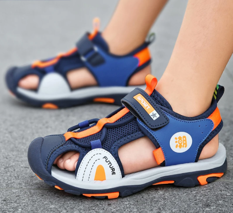 1Pair Fashion Kids Sandals Breathable Boys Non Slip Beach Sandals Outdoor Summer Children Closed Toe Sandals