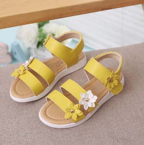 1Pair Summer New Girls Sandals Kids Floral Sandals with 3 Flowers Princess Sweet for Wedding Party Dress Shoes Kids Sandals