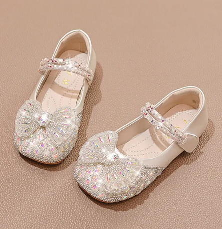 1Pair Summer Girls Sandals Fashion Sequins Rhinestone Butterfly Bow Girls Princess Shoes Baby Girl Shoes Flat Heel Sandals