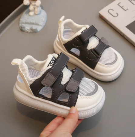 1Pair Summer Sport Sandals for Children Ergonomics Summer Toddler Shoes Soft-soled Non-slip Beach Sandals for Kids Boys Girls