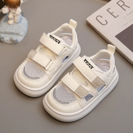 1Pair Summer Sport Sandals for Children Ergonomics Summer Toddler Shoes Soft-soled Non-slip Beach Sandals for Kids Boys Girls