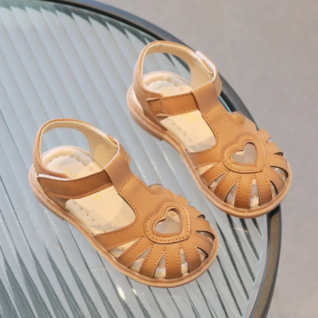 1Pair Girls' Leather Sandals Beach Soft Leather Princess Shoes Summer Girls' Sandals