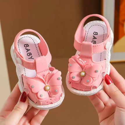 1Pair Girls' Sandals, Summer Children's Anti Slip Soft Soled Princess Beach Shoes