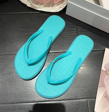 1Pair Beach Sandals Summer Flip Flops for Women Slippers Cute Candy Color Indoor Flat Shoes Men Beach Slippers Non-slip Soft Sole