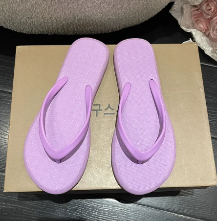 1Pair Beach Sandals Summer Flip Flops for Women Slippers Cute Candy Color Indoor Flat Shoes Men Beach Slippers Non-slip Soft Sole