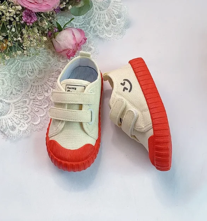 1Pair Children's Canvas Shoes Smiling Casual Shoes Spring Children's Shoes