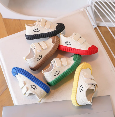 1Pair Children's Canvas Shoes Smiling Casual Shoes Spring Children's Shoes