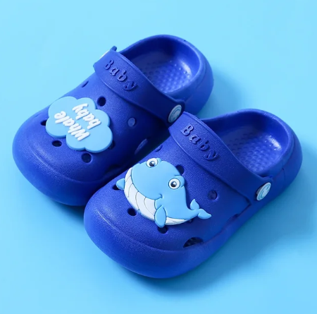 1Pair Children's Hole Shoes Slippers for Boys and Girls Breathable Non Slip Cute Lightweight