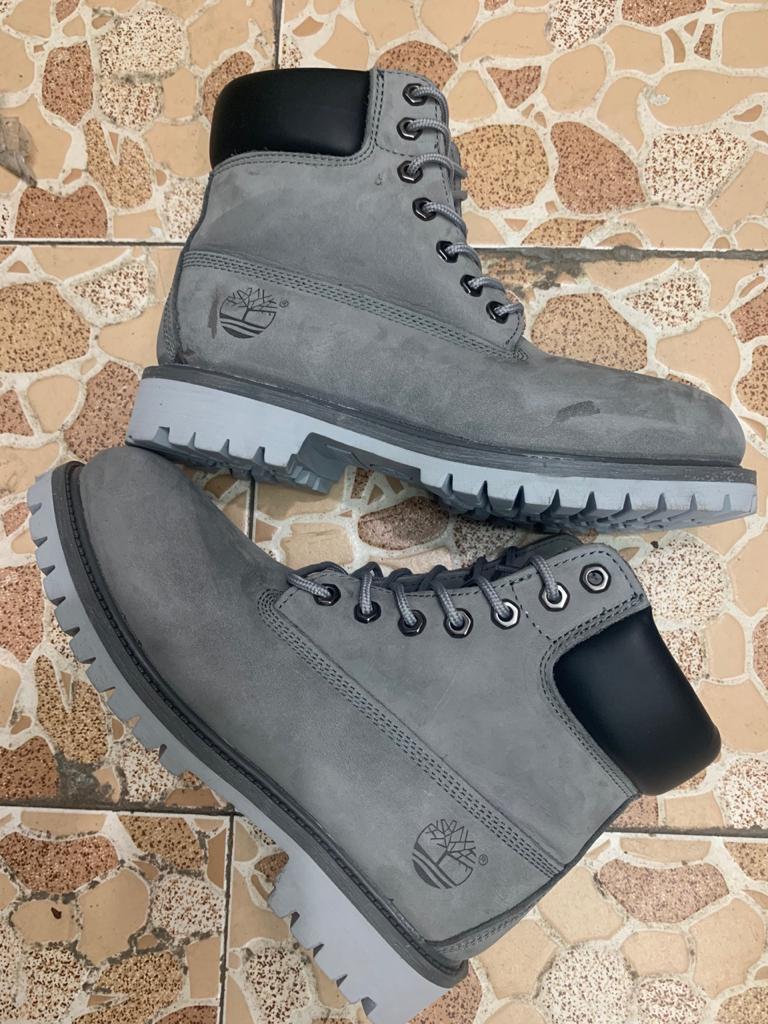 Timberland Boots: Men's Ankle Boots - Designer Cowboy Style for Outdoor Sports