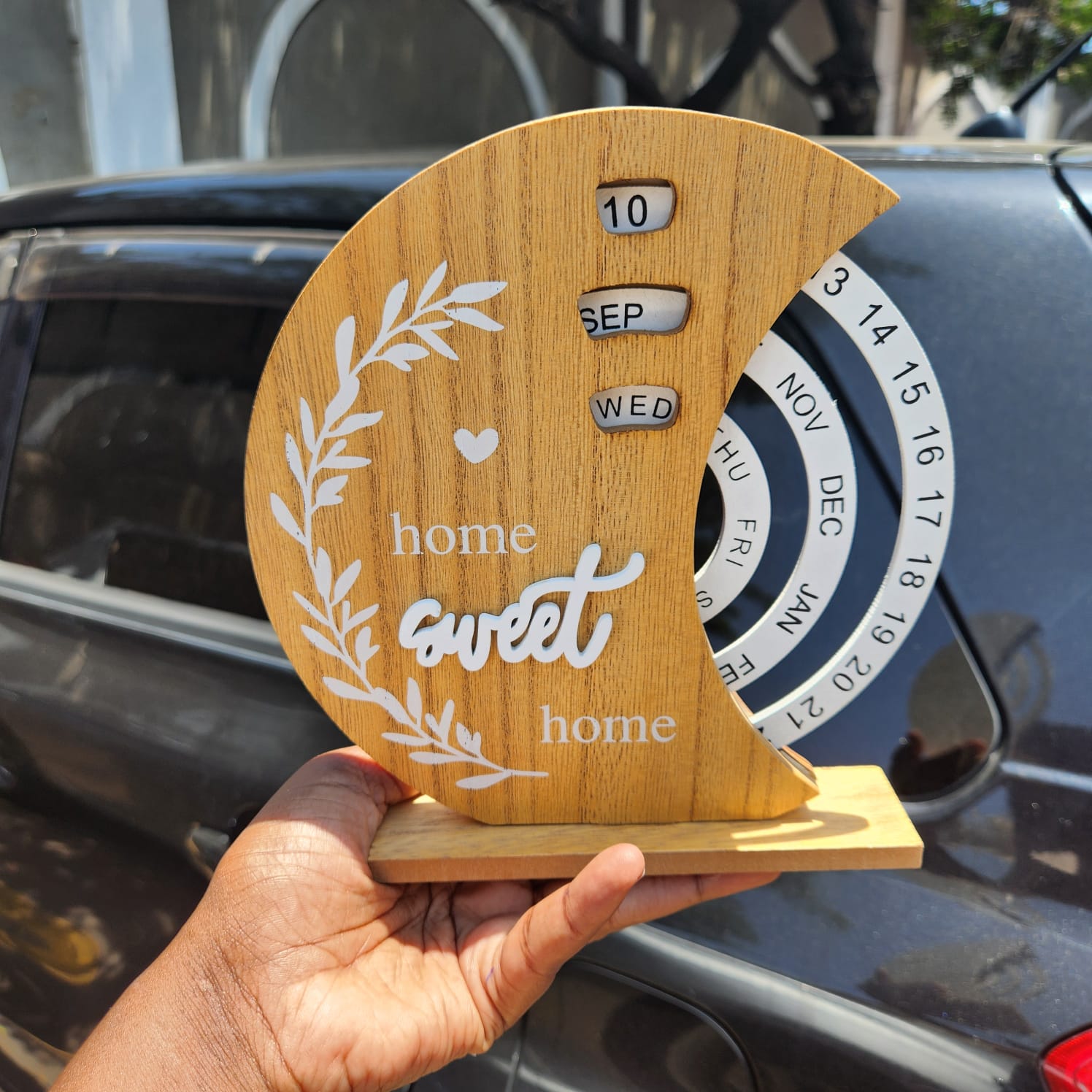 Wooden Creative Perpetual Calendar Home Decoration Office Desk Ornaments Manual Rotating Turntable Calendar